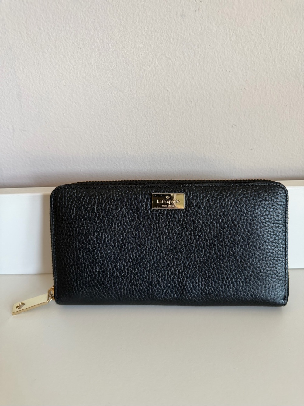 Kate Spade New York Black Pebbled Leather Zip Around Continental Wallet